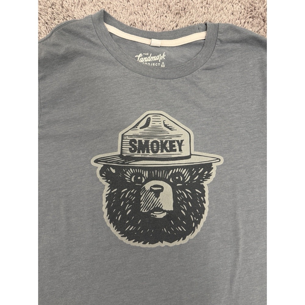 The Landmark Project T-shirt Smokey Bear Size L
